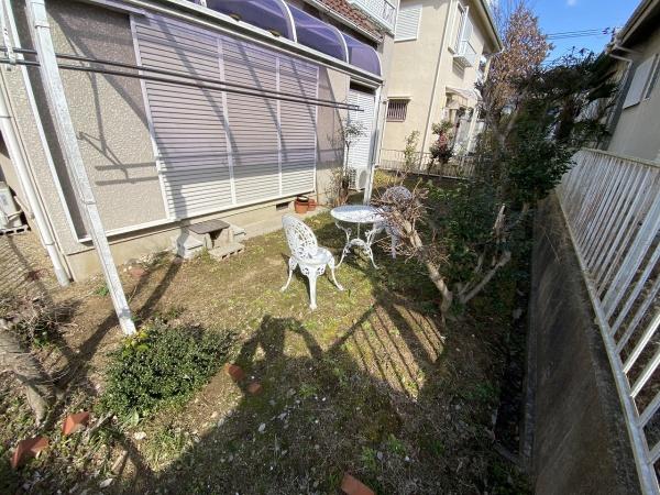 神戸市北区小倉台4丁目の中古一戸建て(庭)