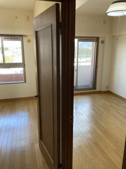 ライブシティ神戸緑園都市2号棟(洋室)