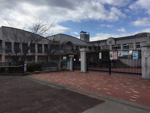 イトーピア神戸藤原台D棟(神戸市立有野中学校)