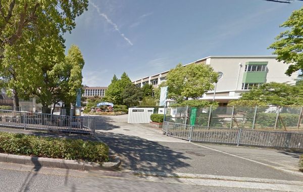 新築戸建て 1号棟(神戸市立唐櫃中学校)