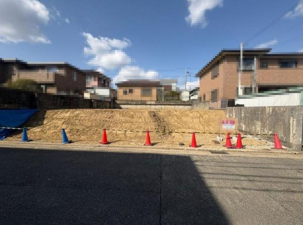 建築条件なし土地