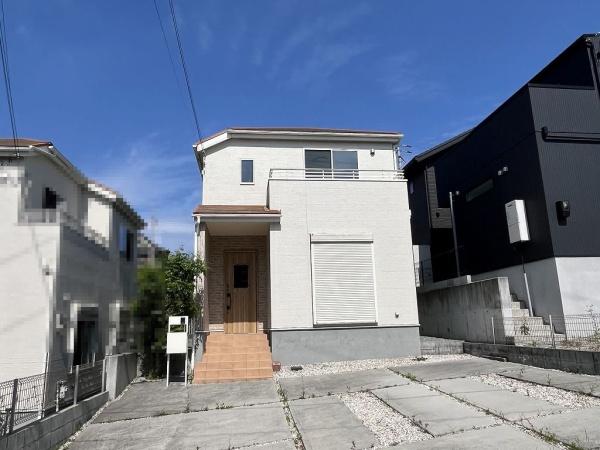 有野町唐櫃　神鉄六甲駅まで5分　築浅戸建