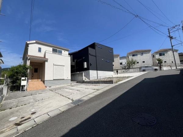 有野町唐櫃　神鉄六甲駅まで5分　築浅戸建