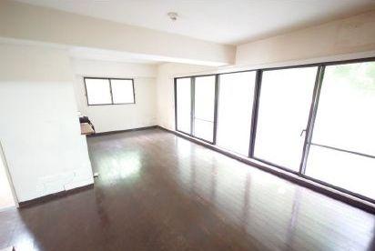 ルモングレース北鈴蘭台(リビング)