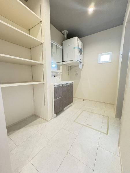 新築戸建て　２号棟