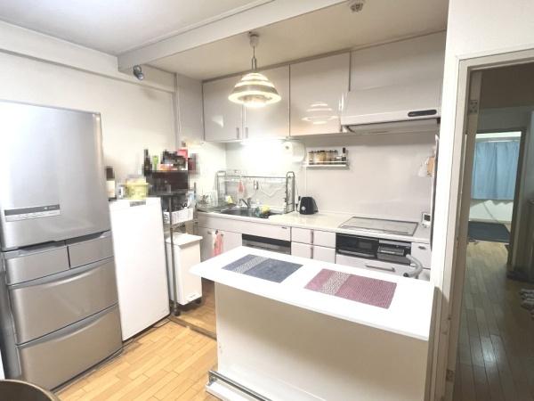 神戸ポートビレジ２号棟