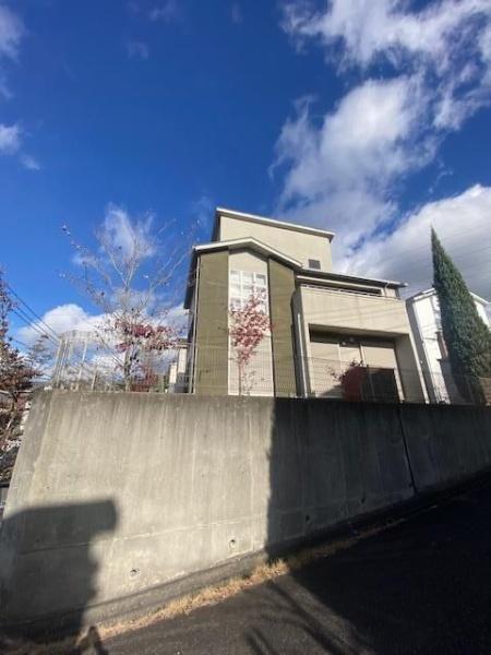 神戸市北区花山中尾台３丁目の中古一戸建て