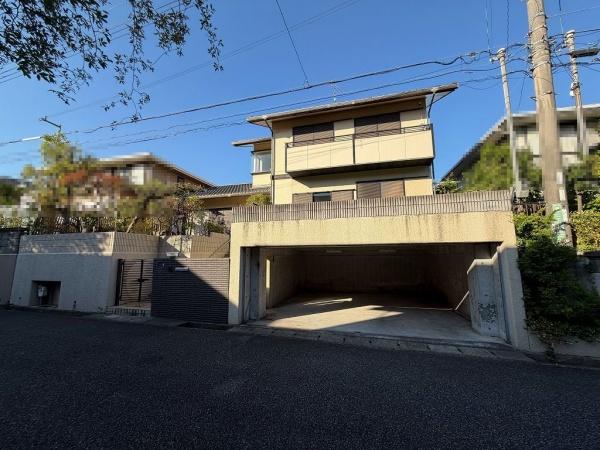 神戸市北区鳴子２丁目の中古一戸建て