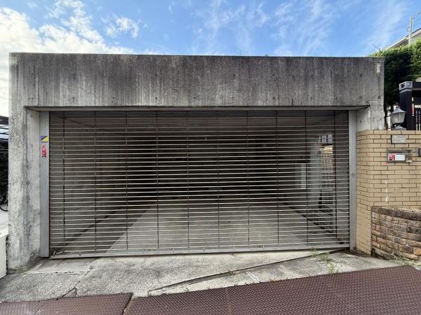 神戸市北区藤原台南町５丁目の土地
