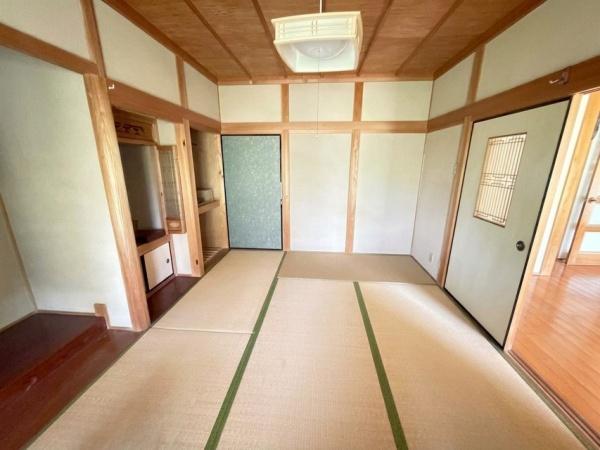 三田市藍本の中古一戸建て
