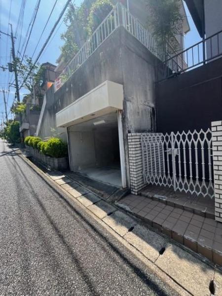 神戸市北区日の峰１丁目の中古一戸建て