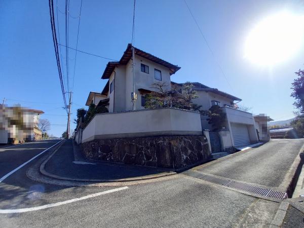 生駒市東生駒月見町　中古一戸建
