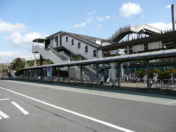 ローレルスクエア高の原５番館(平城山駅(JR関西本線))