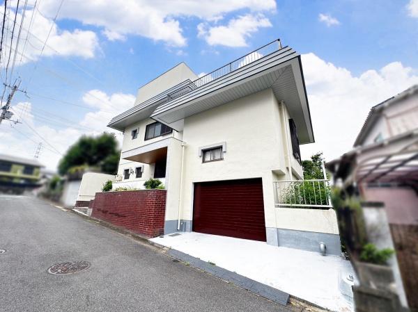 生駒市松美台の中古一戸建