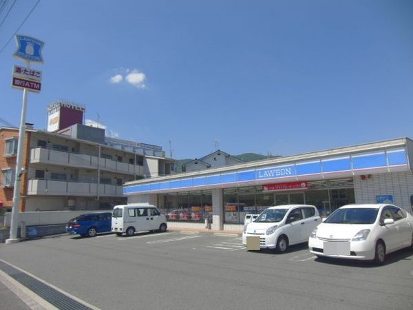 生駒市西松ケ丘の土地(ローソン生駒俵口町店)