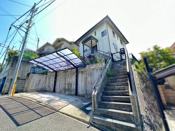 生駒市桜ケ丘の中古一戸建
