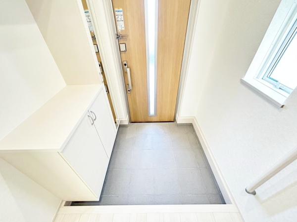 生駒市仲之町の新築一戸建
