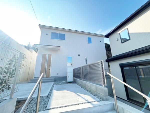 生駒市仲之町の新築一戸建