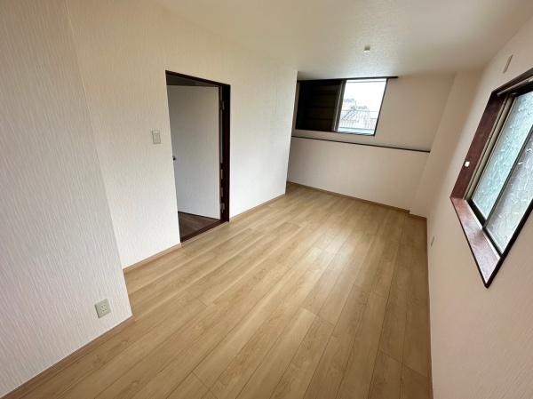 生駒市松美台の中古一戸建て