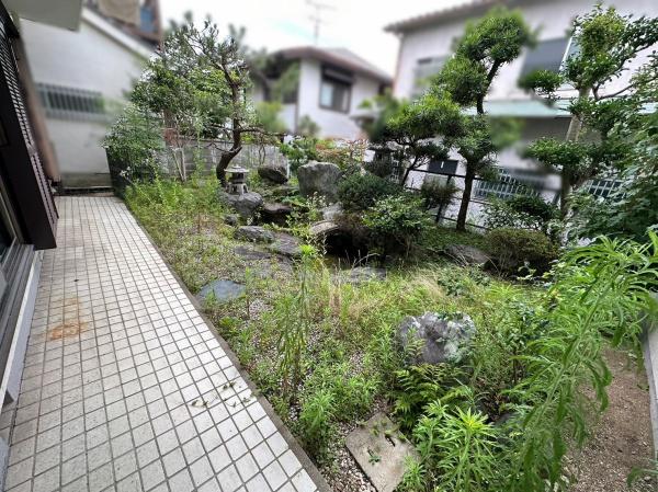 生駒市松美台の中古一戸建て