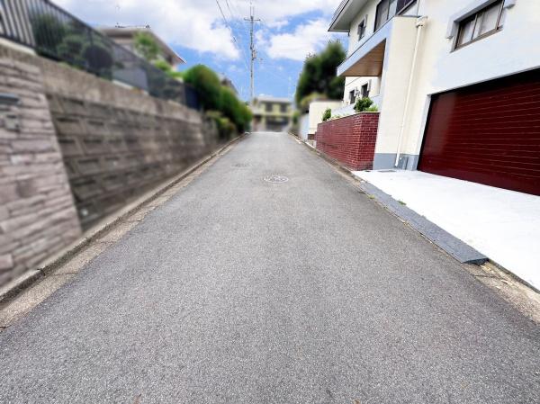 生駒市松美台の中古一戸建て