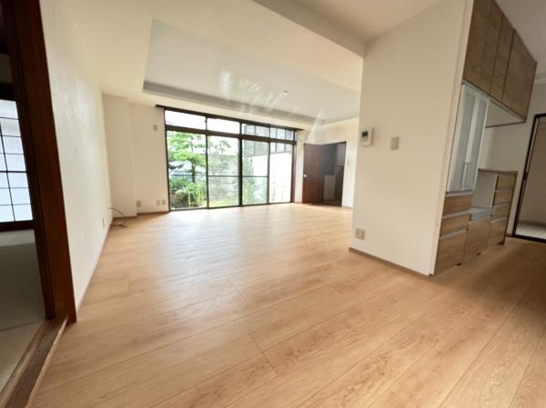 生駒市松美台の中古一戸建て