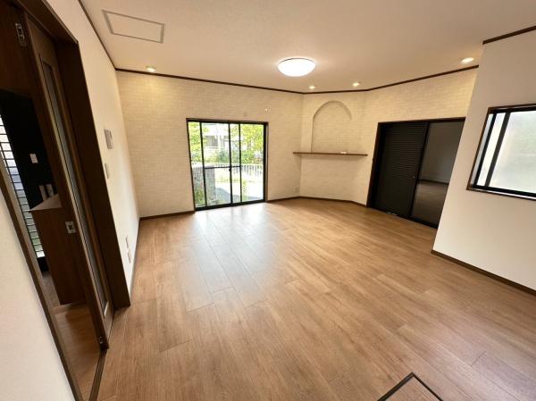 生駒市中菜畑2丁目　中古一戸建