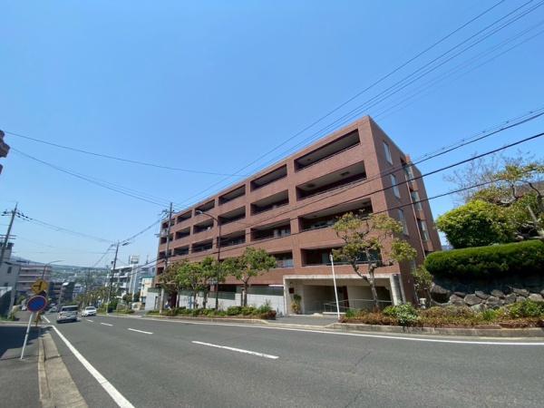 ディークラディア富雄