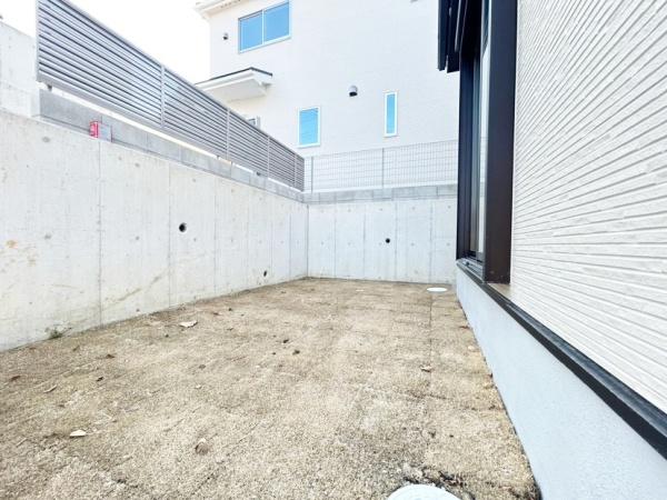 生駒市仲之町の新築一戸建