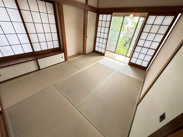生駒市松美台の中古一戸建て