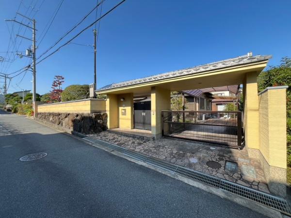 生駒市生駒台北の中古一戸建て
