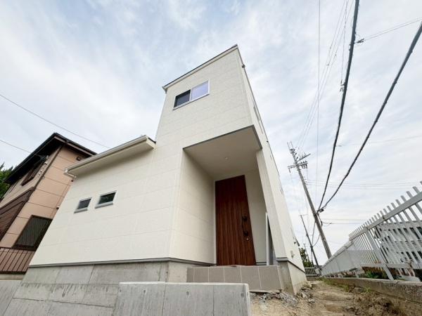 奈良市富雄北３丁目の新築一戸建