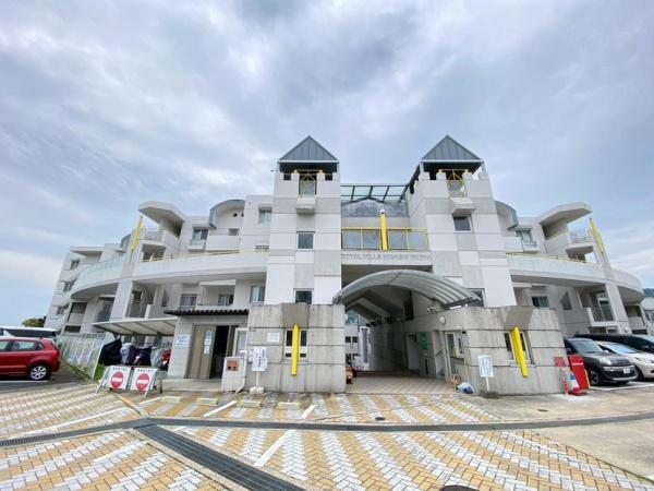 ロイヤルヒルズ東生駒Ｂ棟