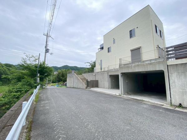 生駒市小平尾町の中古一戸建て