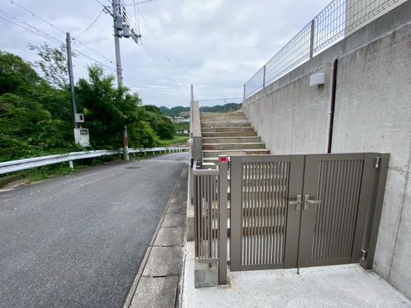 生駒市小平尾町の中古一戸建て