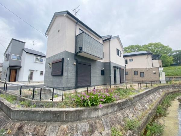 生駒市上町の中古一戸建て