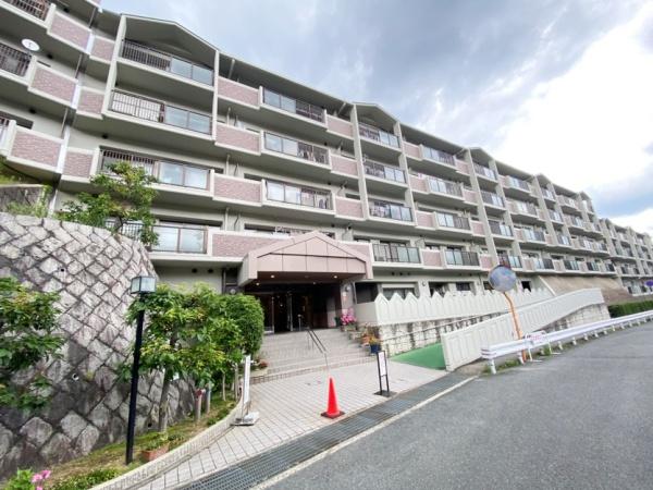 ラウンドヒルズ生駒Ｂ棟