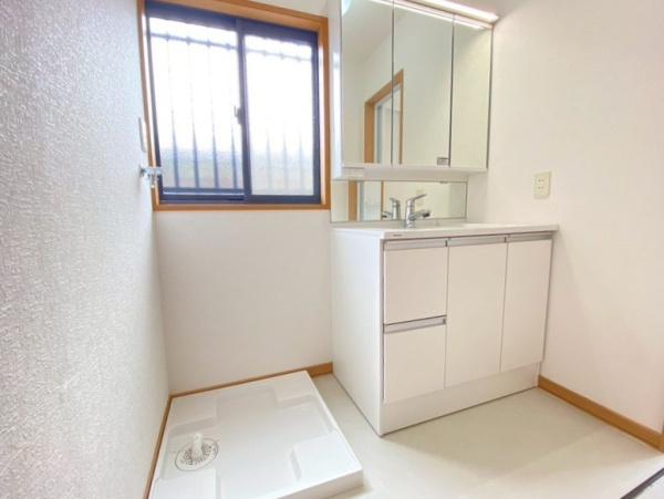 生駒市小明町の中古一戸建て
