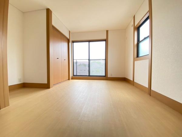 生駒市小明町の中古一戸建て