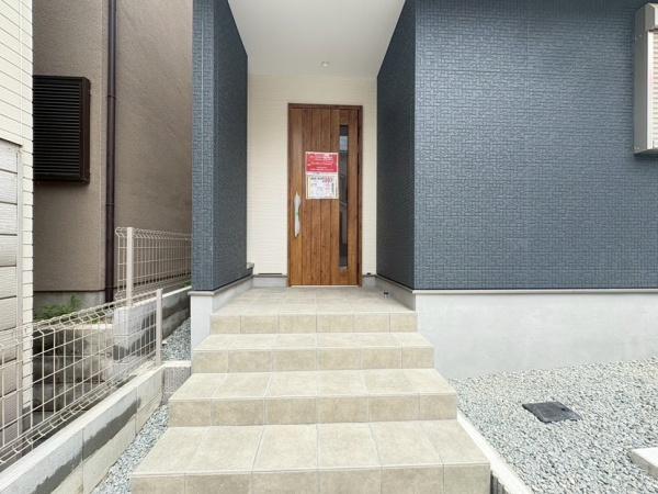 生駒市壱分町の新築一戸建