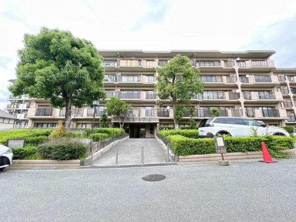 あやめ池グランドハイツA棟