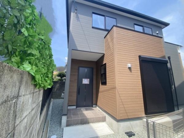 生駒市有里町の新築一戸建
