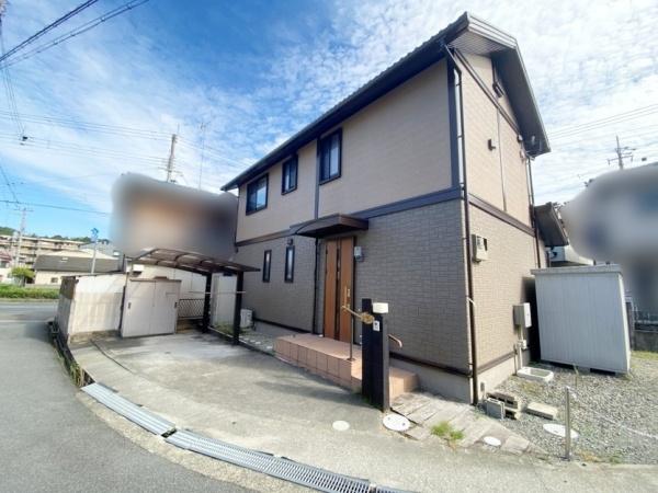 生駒市中菜畑２丁目の中古一戸建