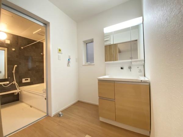 生駒市東菜畑２丁目の新築一戸建