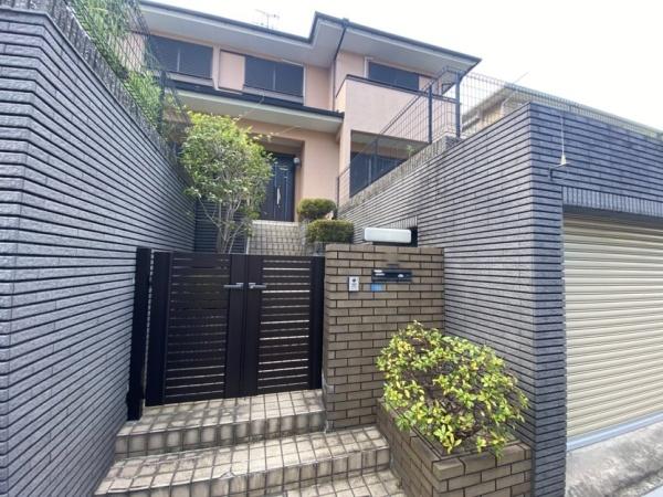 生駒市桜ケ丘の中古一戸建て