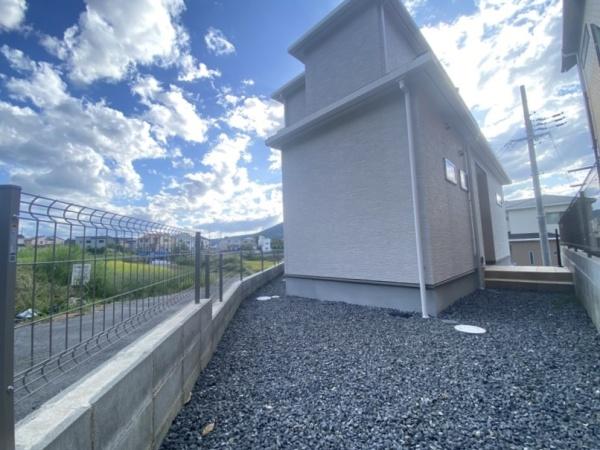 生駒市小明町の新築一戸建