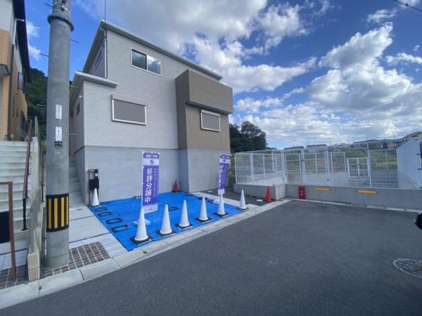 生駒市小明町の新築一戸建
