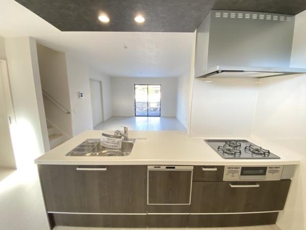 生駒市東生駒月見町の新築一戸建(キッチン)