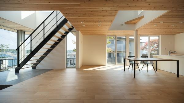 生駒市中菜畑2丁目の中古一戸建て(リビング)