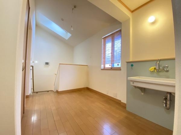 生駒市中菜畑2丁目の中古一戸建て(その他内観)